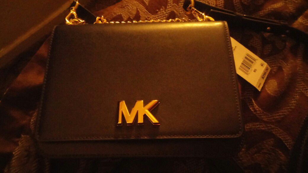 Michael Kors leather shoulder bag