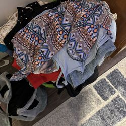 2 Huge Bags Of 2X & 3X Plus Size Clothes. Nice Stuff