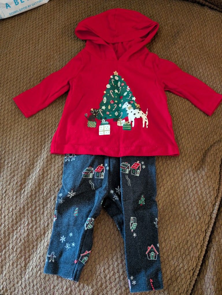 Infant Christmas outfit with hood