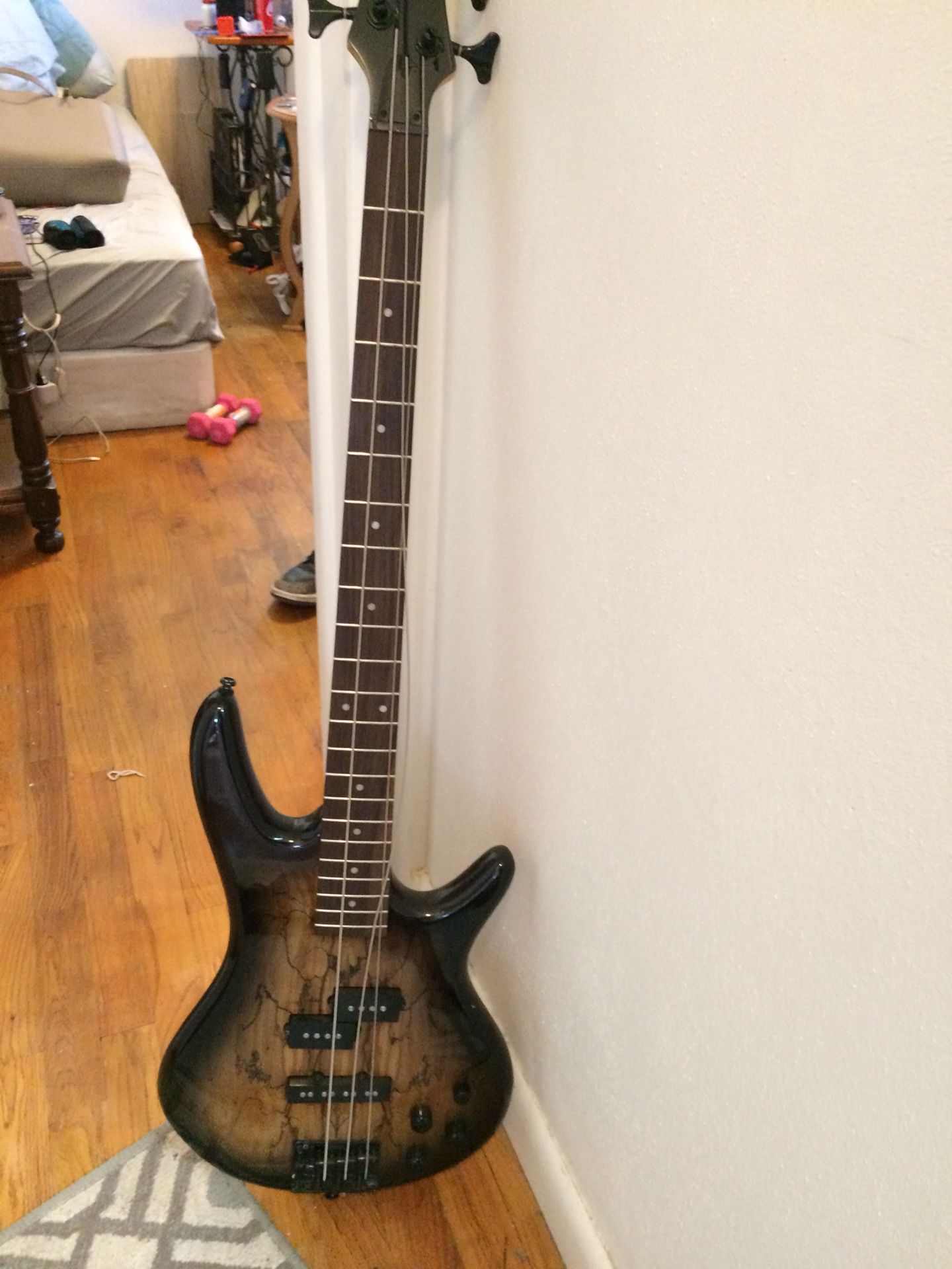Left handed ibanez bass guitar $100