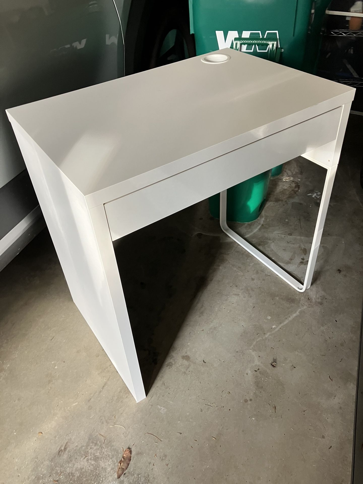 Free Small Desk
