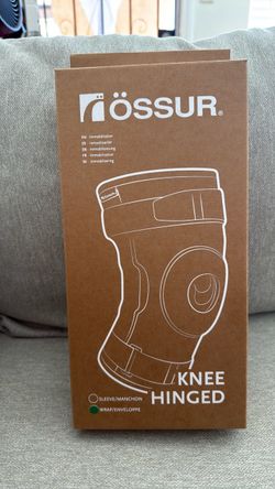 Össur Hinged Knee Wrap Brace