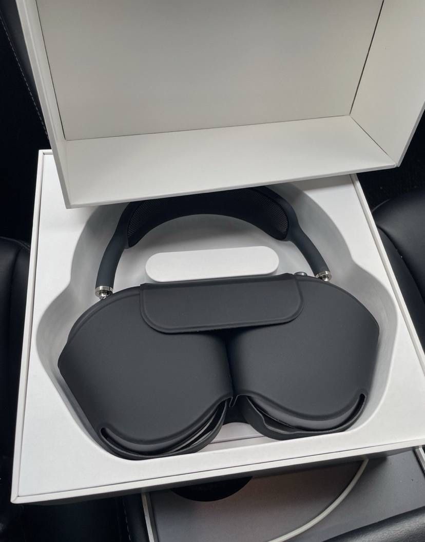 AirPods Max