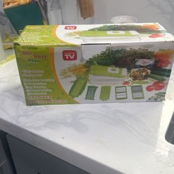 Fruit and Vegetable Cutter