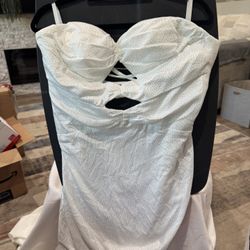 Sweetheart Hollowed-out Lace-up Back Homecoming Dress