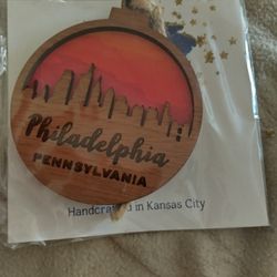 Philadelphia Oranment 