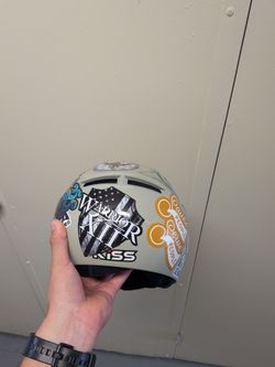 Kiss Skydiving Helmet