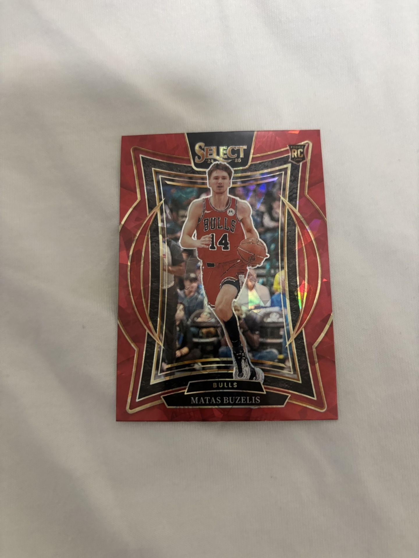 2024-25 Panini Select Concourse Red Cracked Ice Prizm Matas Buzelis Rc