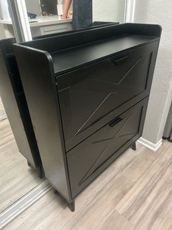 Farmhouse Shoe Storage