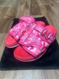 PINK DRACOSLIDES/9-10 BRAND NEW!
