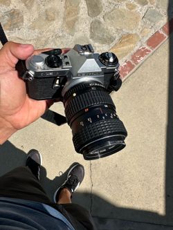 Pentax Me 35mm camera