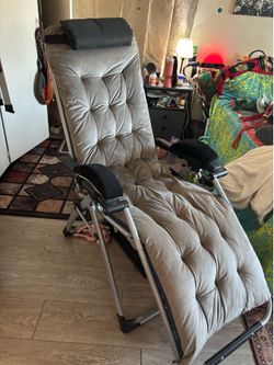 180 degree reclining chair.