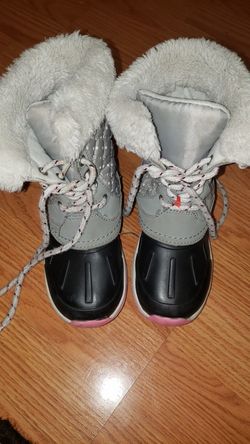 Girls boots