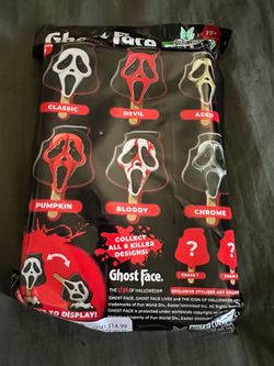 🔥 10 Ghost Face Mystery Vinyl Figures – ALL SEALED – $110 🔥