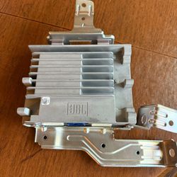JBL Amplifier For 2022 Toyota Tacoma 