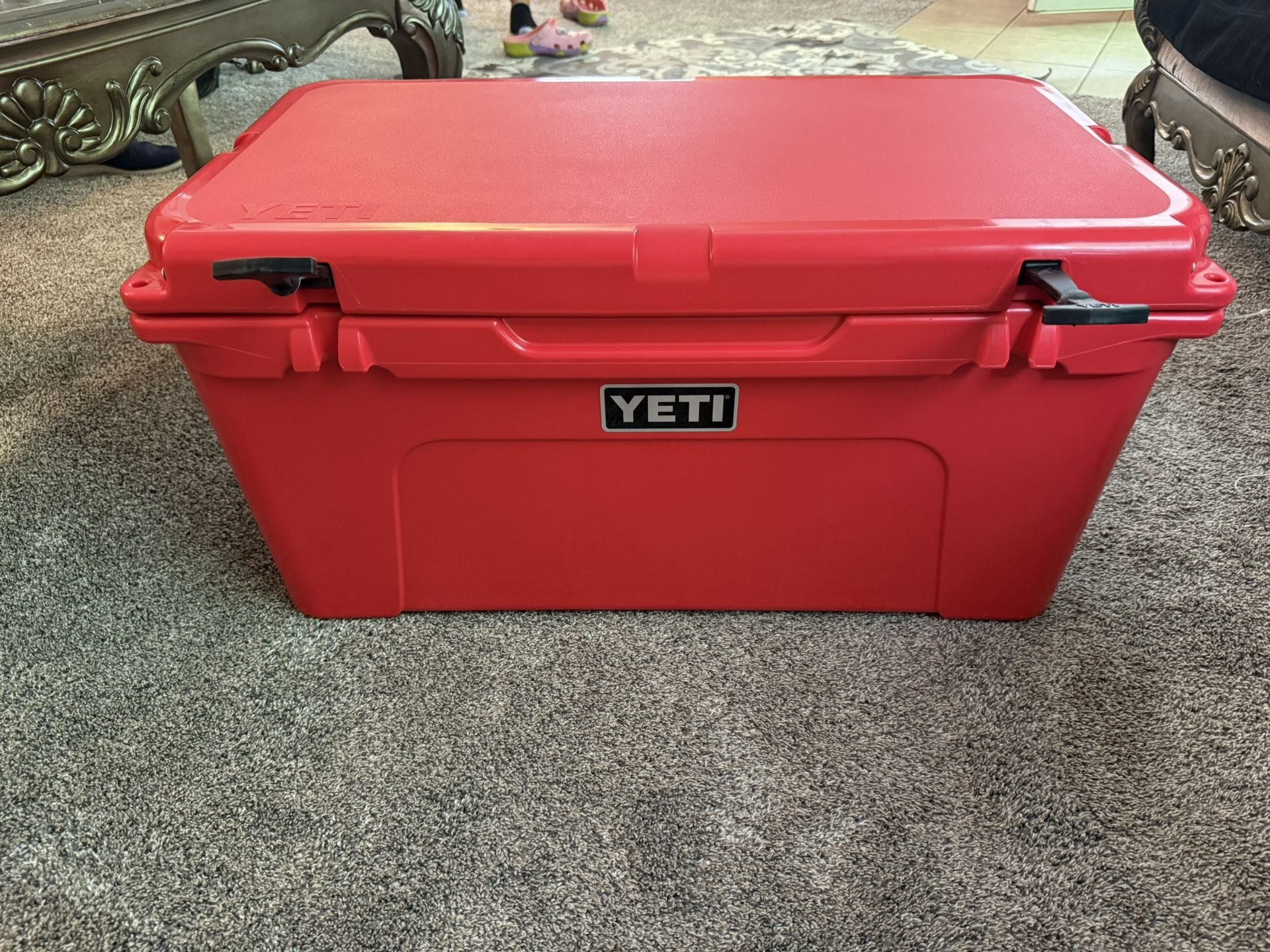 YETI TUNDRA 65 HARD COOLER Brand New Never Used