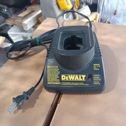 DeWalt Charger