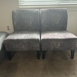 Accent chairs 