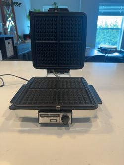 Vintage GE Grill & Waffle Baker with Interchangeable Waffle & Griddle Plates