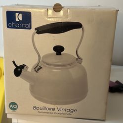 Bouilloire Vintage Chantal Kettle, Brand new, Teal color 