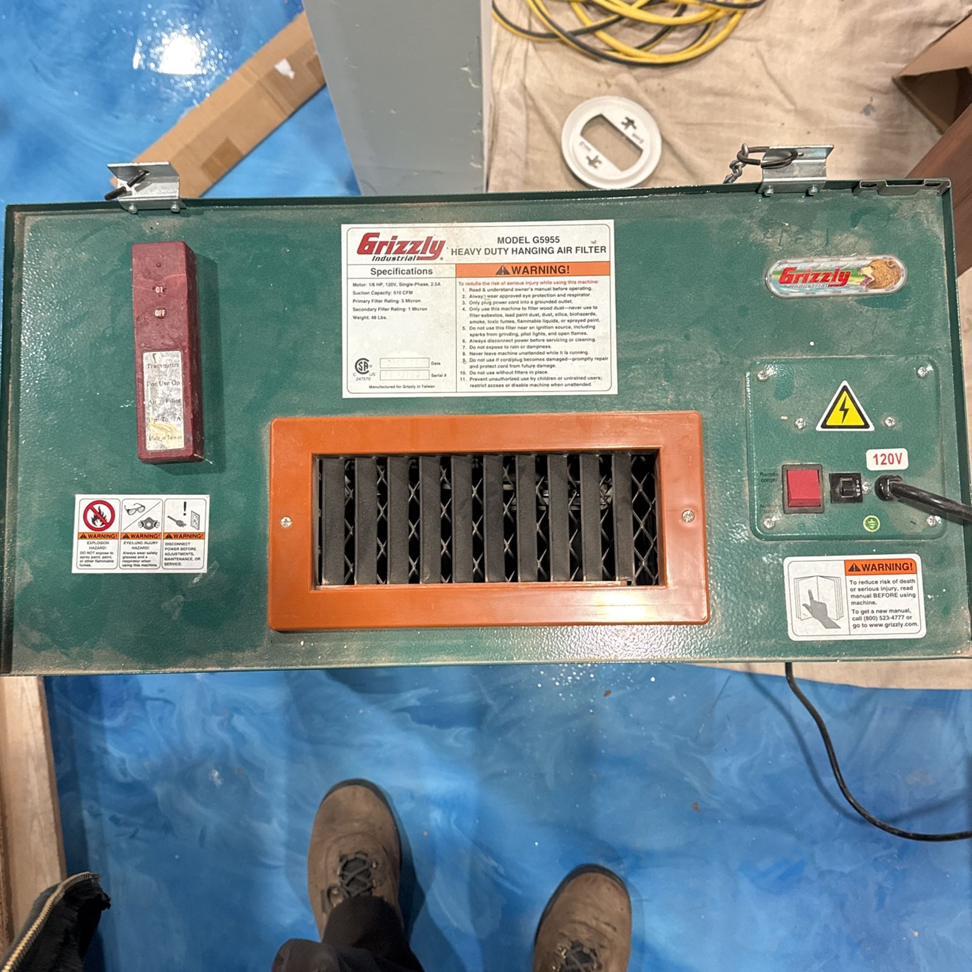 Grizzly industrial heavy duty hanging air filter