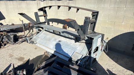 Maxon Liftgate