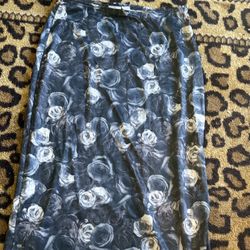 Black Rose Long Skirt ✨