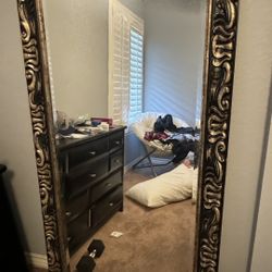 Excellent condition mirror