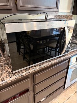 Whirlpool 30 in. 1.7 cu. ft. Over-the-Range Microwave