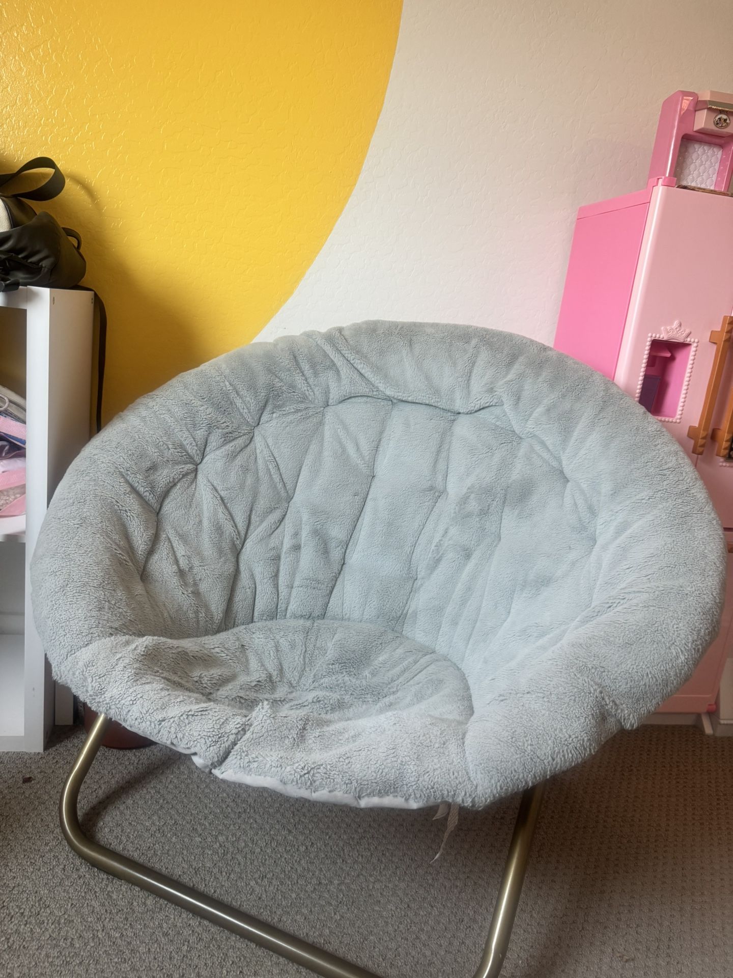 Light Blue Saucer Chair