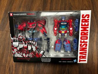 Factory Sealed Original 2016 Hasbro Transformers Tribute Optimus Prime Orion Pax Action Figures