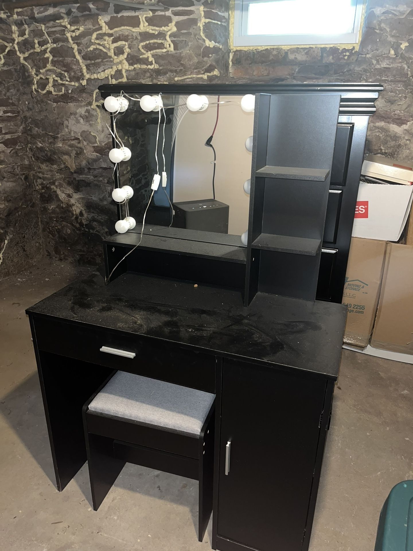 Black Vanity With Lights