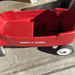 Radio Flyer Red Wagon