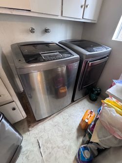 LG large capacity washer & smart dryer