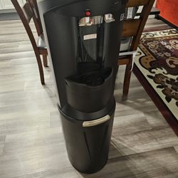 Water Dispenser