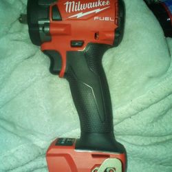 Milwaukee Fuel 3/8 Impact Wrench