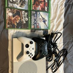 XBOX  S (STARTER BUNDLE) 800 GB