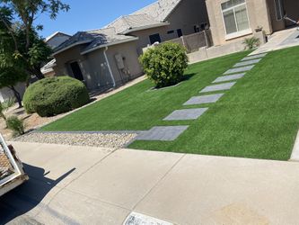 Paivers And artifisial Grass