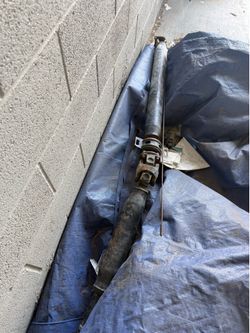 2001 - 04 Toyota Tacoma double cab drive line part