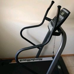 Nordictrack X3i Incline Treadmill 