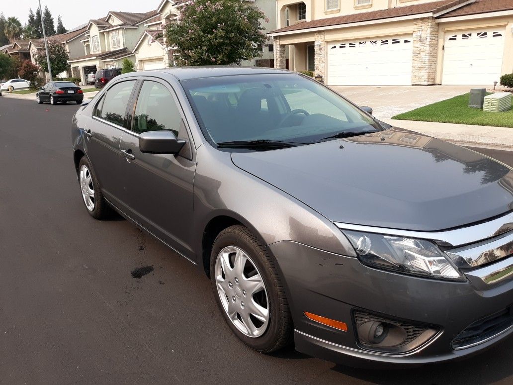 2010 Ford fusion se