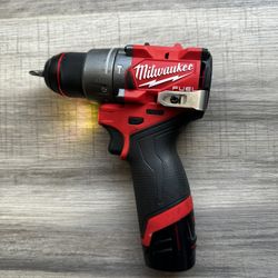 Milwaukee M12 Drill