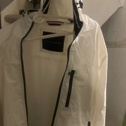 Tommy Hilfiger White Windbreaker Jacket – Men’s Small – Lightweight & Clean