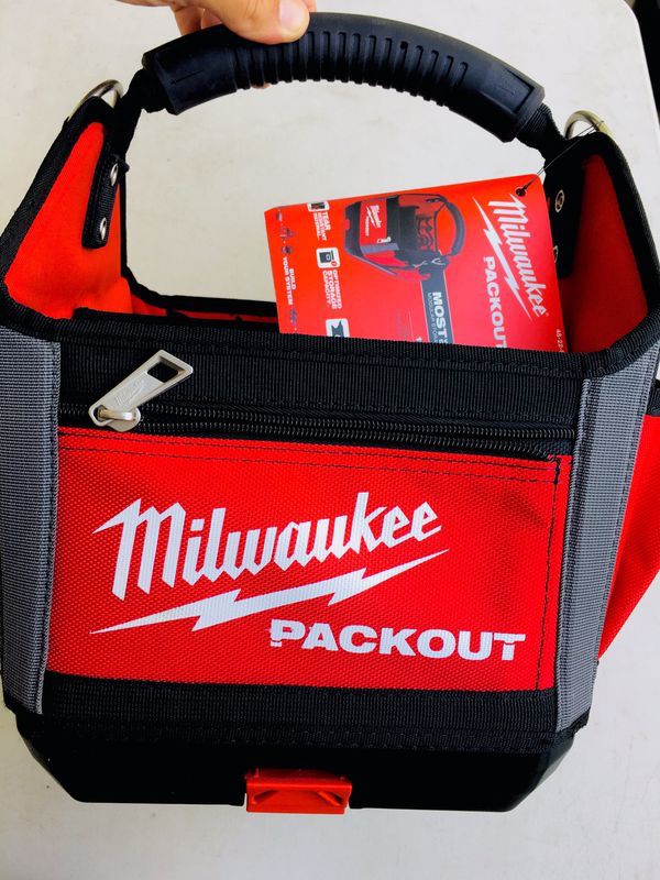 New Milwaukee PACKOUT 10” Tote
