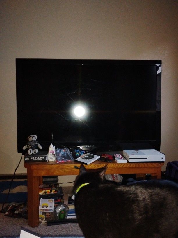 Insignia TV