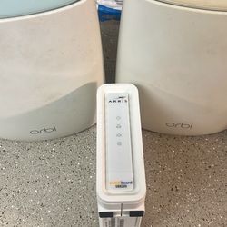 Orbi Rbk50 Mesh + Arris Surfboard Sb8200