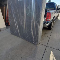 Mattrres Memory Foam King And Cal King 399 Queen 299 Full 269 Twin 199