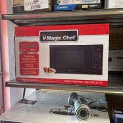 Magic Chef Microwave 1000 Watts