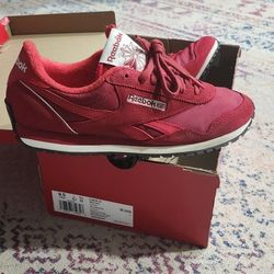 Women's Red Reebok Classics  Sz 9.5
