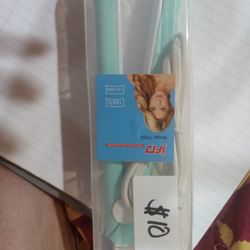 HAIR STRAIGHTENER FOR SALE BRAND NEW ONLY $10 